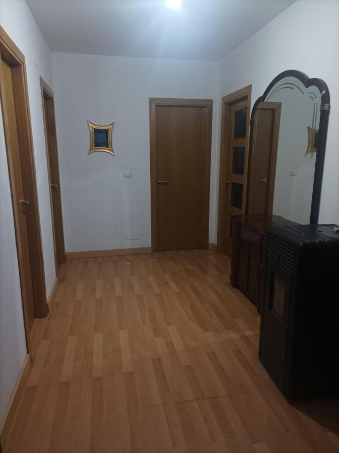 Piso Cervantes Apartment Sarria Ngoại thất bức ảnh
